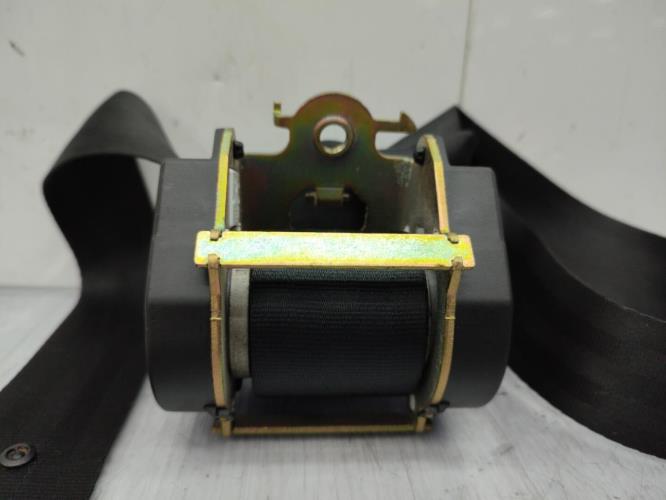 Ceinture arriere droit PEUGEOT 206 PHASE 1 Essence