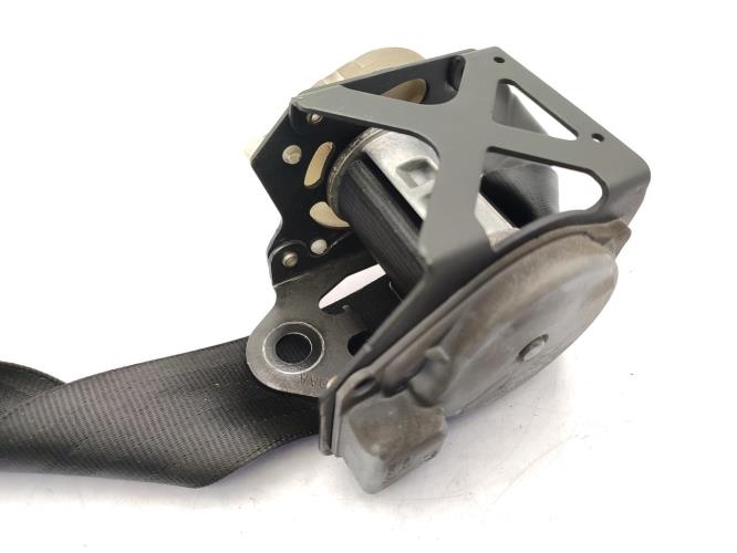 Ceinture arriere droit AUDI A1 1 PHASE 2 Diesel