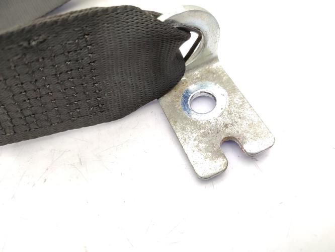 Ceinture arriere gauche FORD FIESTA 5 PHASE 1 Diesel