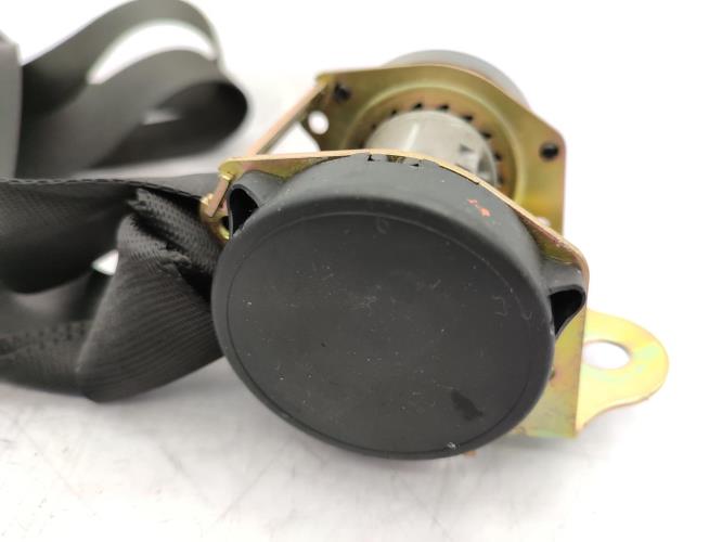 Ceinture arriere gauche FORD FIESTA 5 PHASE 1 Diesel