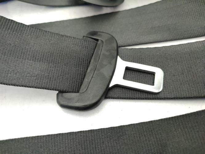 Ceinture arriere gauche VOLKSWAGEN POLO 5 PHASE 1 Essence