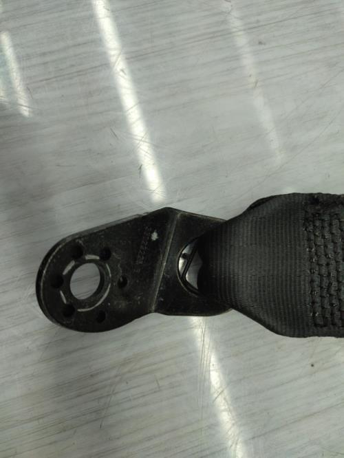 Ceinture arriere gauche VOLKSWAGEN POLO 5 PHASE 1 Essence