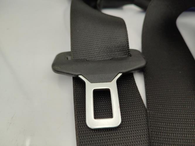 Ceinture arriere gauche BMW SERIE 1 E87 PHASE 2 Diesel