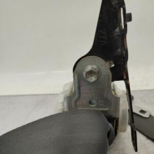 Ceinture arriere gauche TOYOTA PRIUS 2 Essence/Hybride