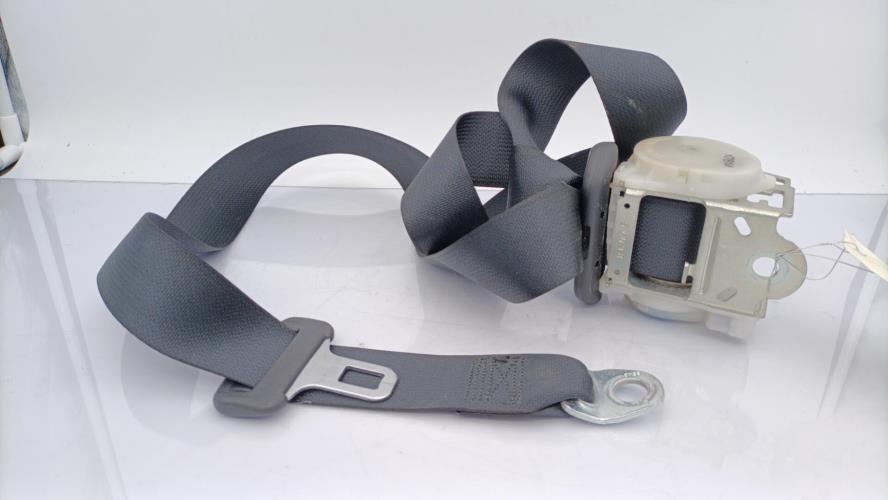 Ceinture arriere gauche TOYOTA YARIS 1 PHASE 2 Essence