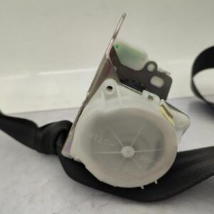 Ceinture arriere gauche TOYOTA YARIS 2 PHASE 1 Diesel