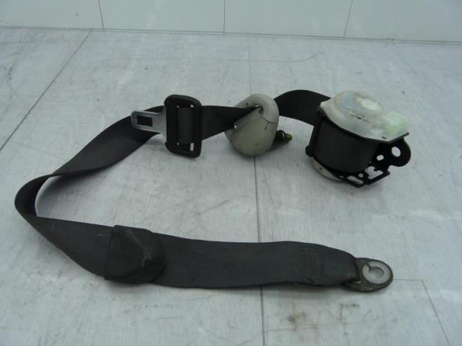 Ceinture arriere gauche TOYOTA AVENSIS VERSO PHASE 1 Diesel