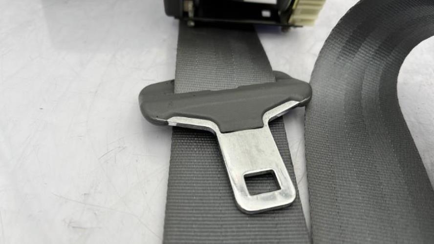 Ceinture arriere gauche RENAULT CLIO 2 PHASE 1 Essence