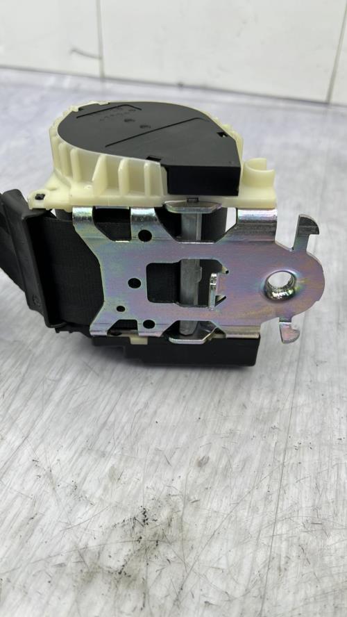 Ceinture arriere gauche RENAULT TWINGO 2 PHASE 1 Essence