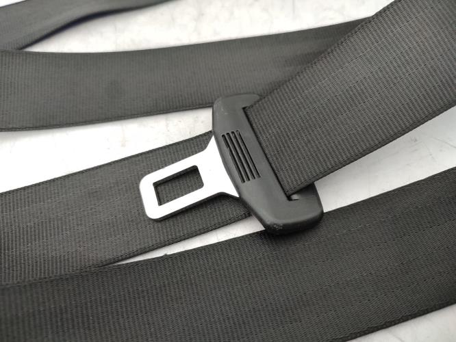 Ceinture arriere gauche AUDI A4 3 PHASE 1 Diesel