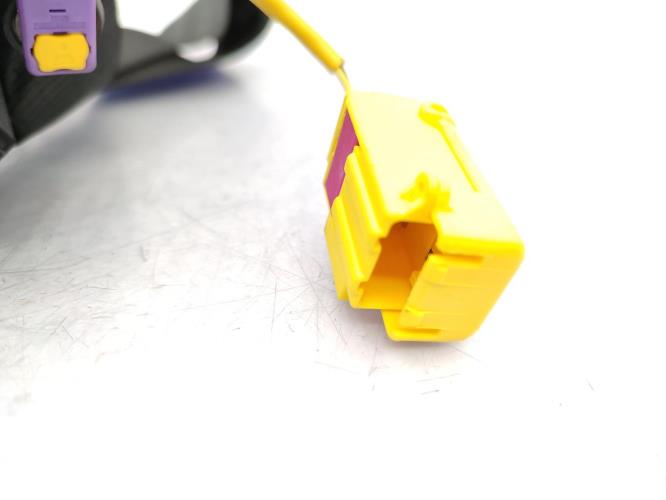 Ceinture avant droit VOLKSWAGEN GOLF 5 Diesel