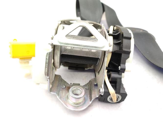 Ceinture avant droit VOLKSWAGEN PASSAT 5 Diesel
