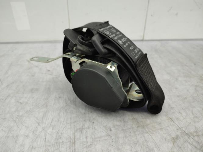 Ceinture avant droit VOLKSWAGEN POLO 4 PHASE 2 Essence