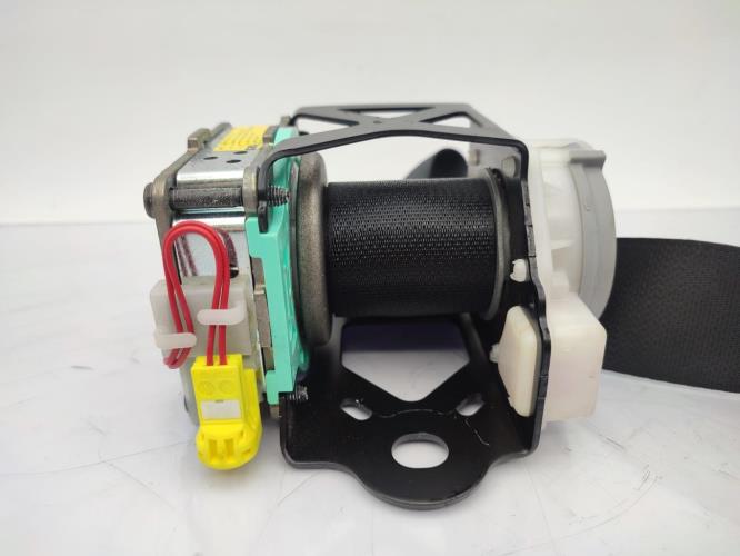 Ceinture avant droit TOYOTA VERSO PHASE 1 Diesel