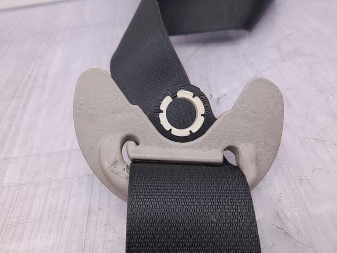 Ceinture avant droit TOYOTA VERSO PHASE 1 Diesel