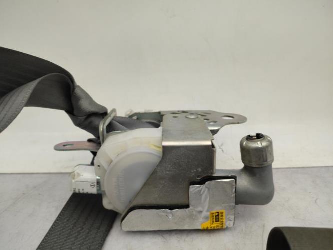 Ceinture avant droit TOYOTA PRIUS 2 Essence/Hybride