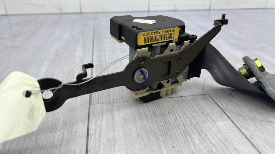 Ceinture avant droit RENAULT CLIO 2 PHASE 1 Essence