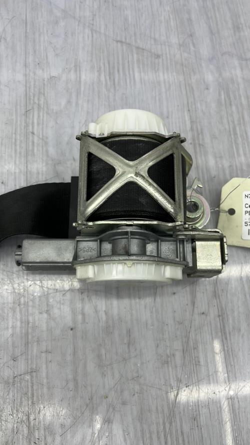 Ceinture avant droit PEUGEOT 3008 1 PHASE 1 Diesel