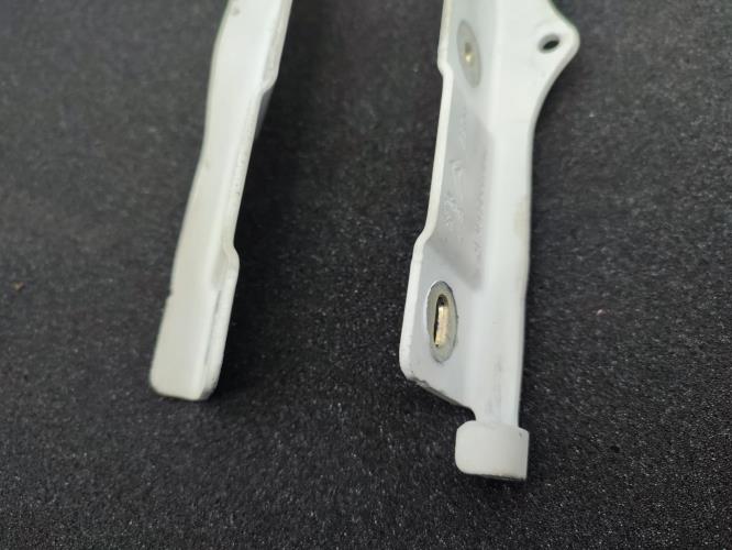 Charniere de capot CITROEN DS3 PHASE 1 Diesel