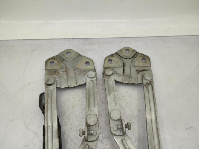 Charniere de capot VOLKSWAGEN TOURAN 1 PHASE 1 Diesel