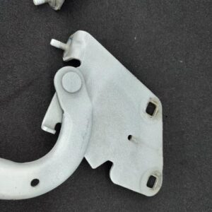 Charniere de capot RENAULT MEGANE 3 PHASE 1 BREAK Diesel