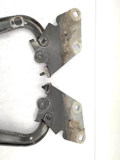 Charniere de capot RENAULT MEGANE 3 PHASE 1 Diesel