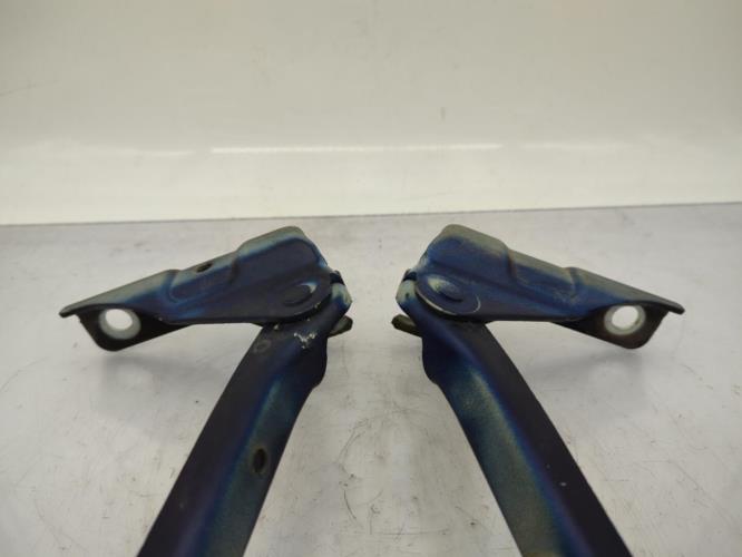 Charniere de capot VOLKSWAGEN POLO 5 PHASE 1 Diesel