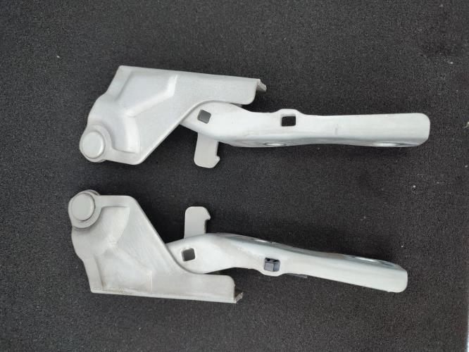 Charniere de capot HYUNDAI TUCSON 1 Diesel