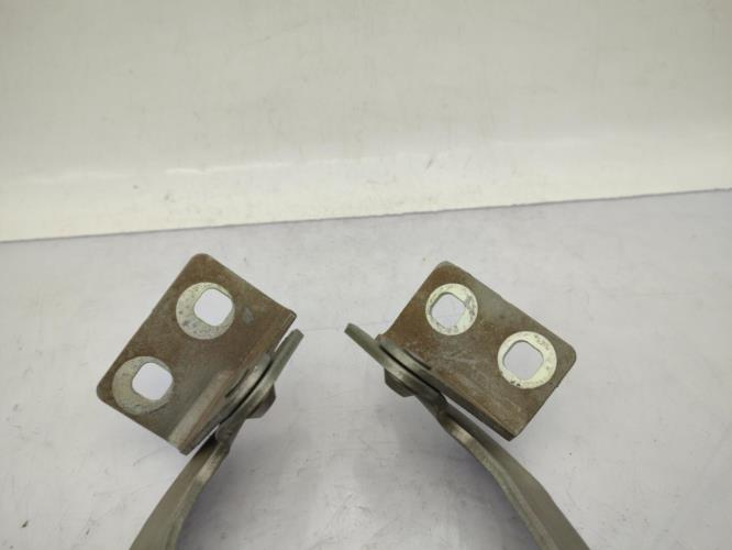Charniere de capot RENAULT KANGOO 2 PHASE 1 Essence