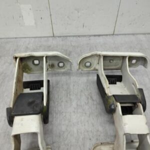 Charniere de porte de coffre gauche PEUGEOT EXPERT 2 Diesel
