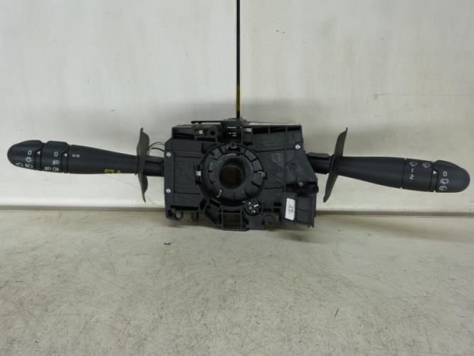 Com (Bloc Contacteur Tournant+Commodo Essuie Glace+Commodo Phare) RENAULT CLIO 2 PHASE 2 Essence