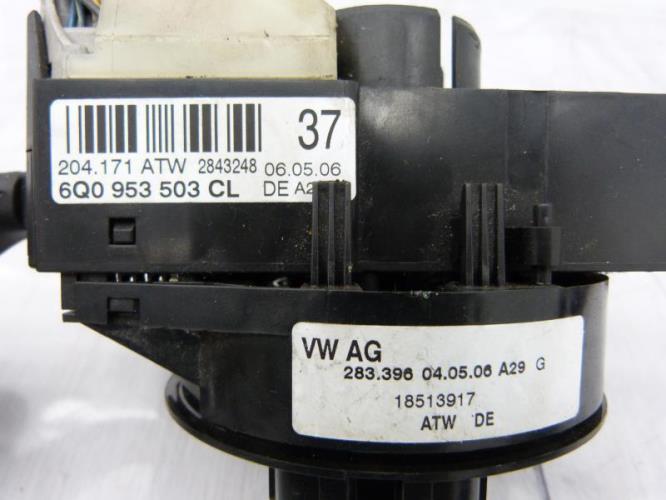 Com (Bloc Contacteur Tournant+Commodo Essuie Glace+Commodo Phare) VOLKSWAGEN