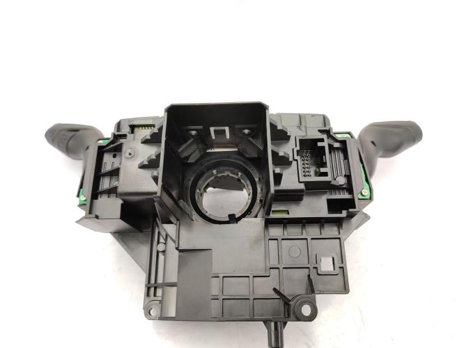 Com (Bloc Contacteur Tournant+Commodo Essuie Glace+Commodo Phare) FORD C-MAX 2 PHASE 1 Diesel