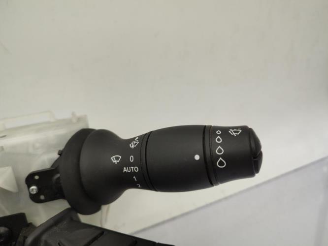 Com (Bloc Contacteur Tournant+Commodo Essuie Glace+Commodo Phare) RENAULT LATITUDE Diesel