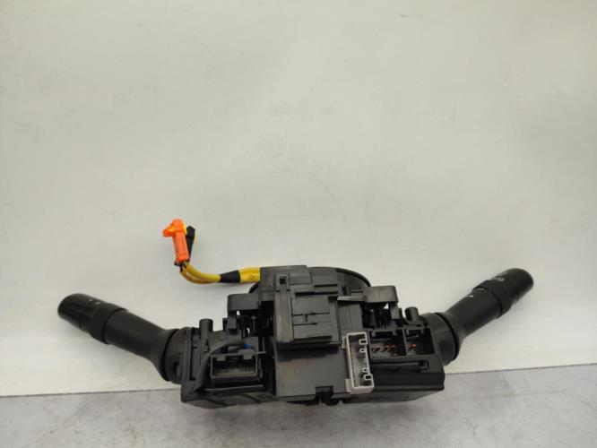 Com (Bloc Contacteur Tournant+Commodo Essuie Glace+Commodo Phare) TOYOTA PRIUS 2 Essence/Hybride