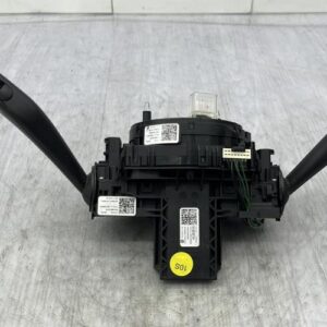 Com (Bloc Contacteur Tournant+Commodo Essuie Glace+Commodo Phare) VOLKSWAGEN GOLF 6 Essence