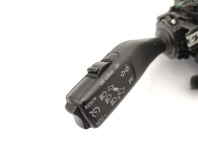 Com (Bloc Contacteur Tournant+Commodo Essuie Glace+Commodo Phare) VOLKSWAGEN GOLF 6 Diesel