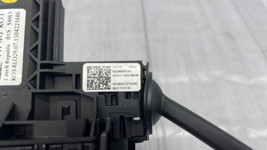 Com (Bloc Contacteur Tournant+Commodo Essuie Glace+Commodo Phare) VOLKSWAGEN GOLF 7 PHASE 1 Diesel