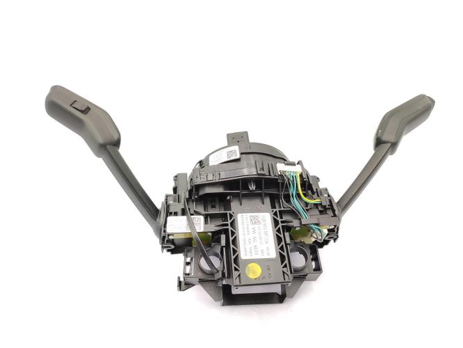 Com (Bloc Contacteur Tournant+Commodo Essuie Glace+Commodo Phare) VOLKSWAGEN GOLF 7 PHASE 1 Essence