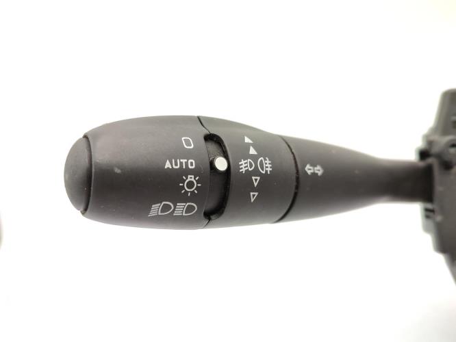 Com (Bloc Contacteur Tournant+Commodo Essuie Glace+Commodo Phare) CITROEN C5 2 Diesel