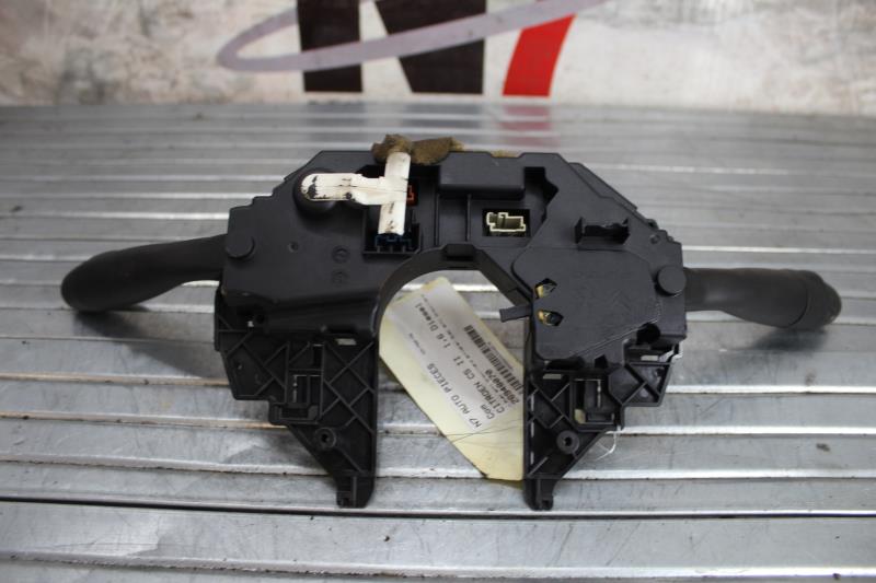 Com (Bloc Contacteur Tournant+Commodo Essuie Glace+Commodo Phare) CITROEN C5 2 Diesel