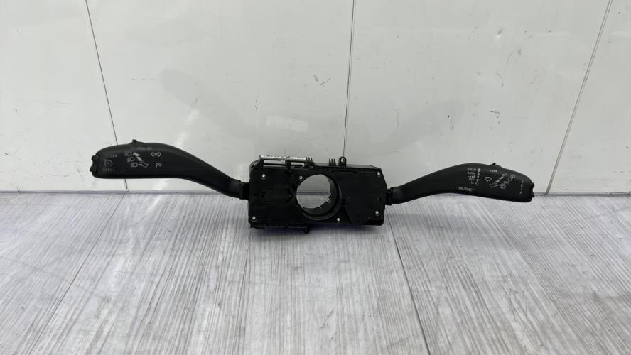 Com (Bloc Contacteur Tournant+Commodo Essuie Glace+Commodo Phare) VOLKSWAGEN POLO 5 PHASE 1 Essence