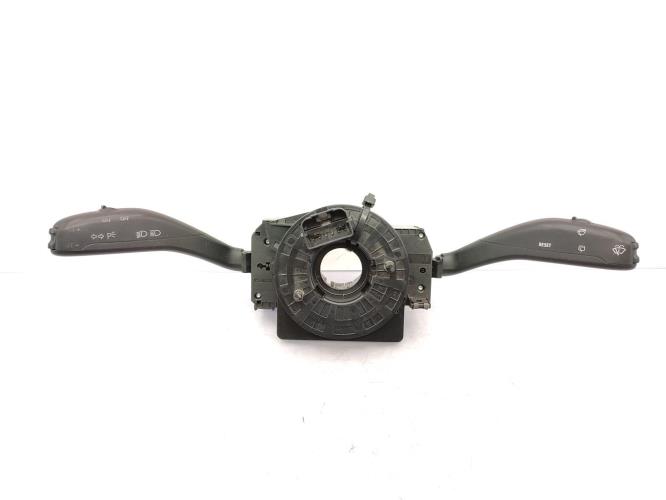 Com (Bloc Contacteur Tournant+Commodo Essuie Glace+Commodo Phare) VOLKSWAGEN POLO 4 PHASE 2 Essence