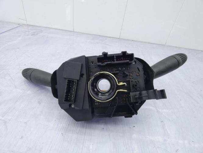 Com (Bloc Contacteur Tournant+Commodo Essuie Glace+Commodo Phare) FIAT PUNTO 2 PHASE 1 Essence