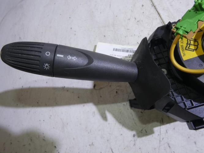 Com (Bloc Contacteur Tournant+Commodo Essuie Glace+Commodo Phare) FIAT PUNTO 2 PHASE 1 Essence