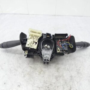 Com (Bloc Contacteur Tournant+Commodo Essuie Glace+Commodo Phare) RENAULT CLIO 2 PHASE 1 Essence