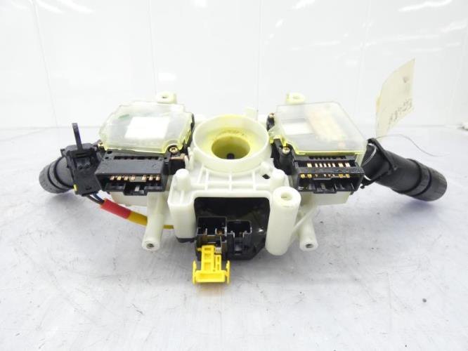 Com (Bloc Contacteur Tournant+Commodo Essuie Glace+Commodo Phare) HYUNDAI COUPE 2 PHASE 1 Essence