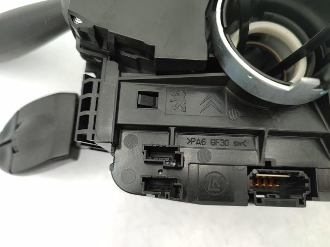 Com (Bloc Contacteur Tournant+Commodo Essuie Glace+Commodo Phare) PEUGEOT 3008 1 PHASE 1 Diesel