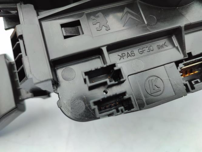 Com (Bloc Contacteur Tournant+Commodo Essuie Glace+Commodo Phare) CITROEN C3 2 PHASE 1 Diesel