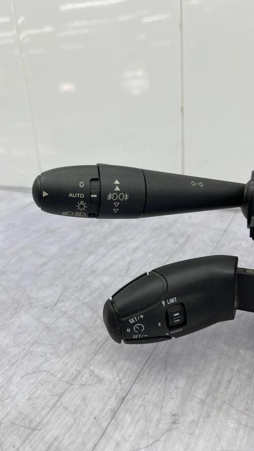 Com (Bloc Contacteur Tournant+Commodo Essuie Glace+Commodo Phare) PEUGEOT 3008 1 PHASE 1 Diesel